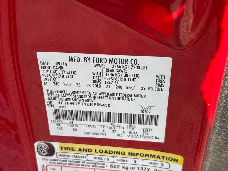 Ford F-150 Vehicle Full-screen Gallery Image 26