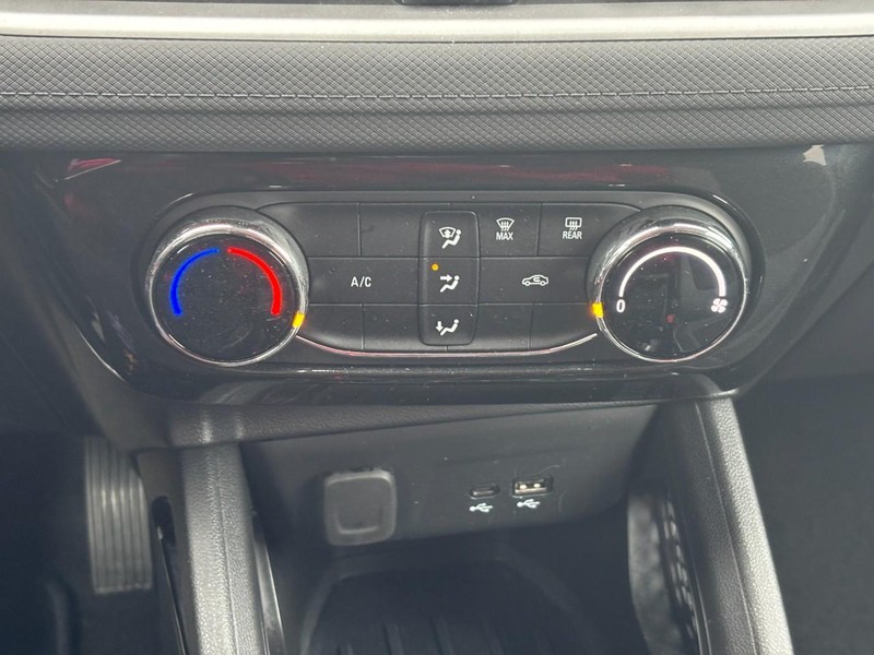 Chevrolet TrailBlazer Vehicle Full-screen Gallery Image 23