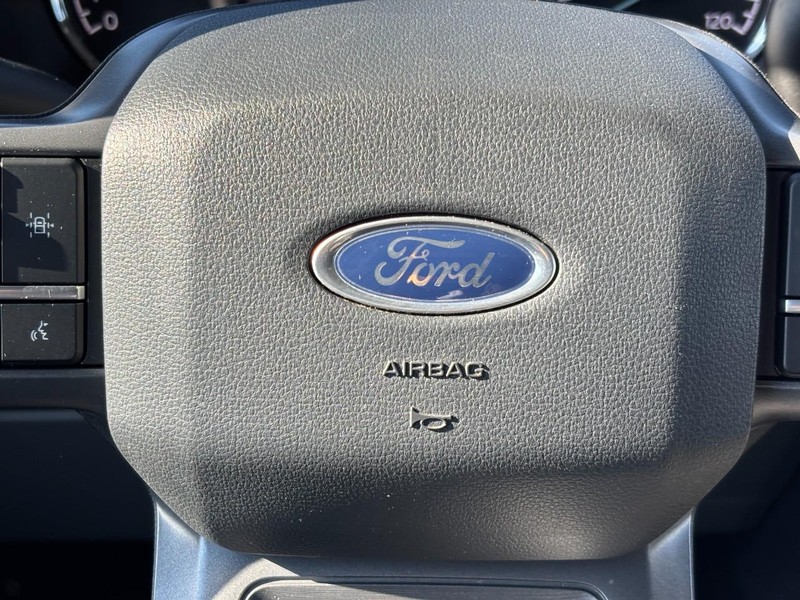 Ford F-150 Vehicle Full-screen Gallery Image 20