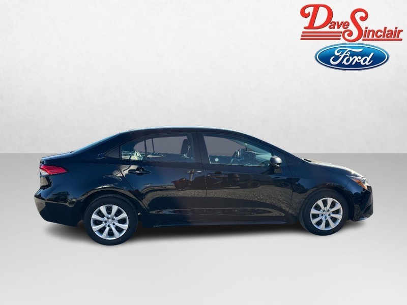 Toyota Corolla Vehicle Full-screen Gallery Image 05