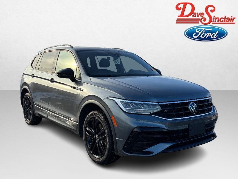 Volkswagen Tiguan Vehicle Image 04