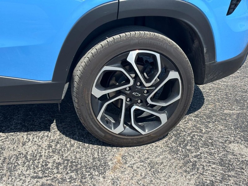 Chevrolet Trax Vehicle Full-screen Gallery Image 09