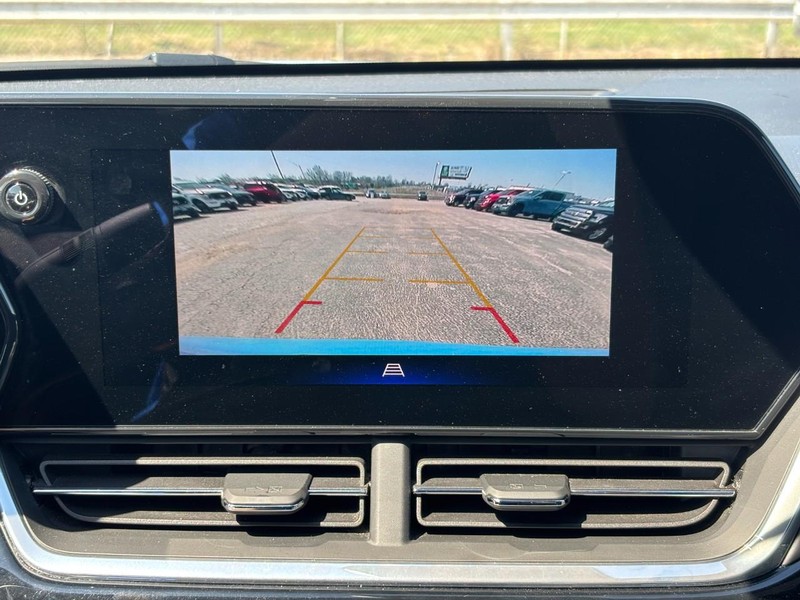 Chevrolet Trax Vehicle Full-screen Gallery Image 20