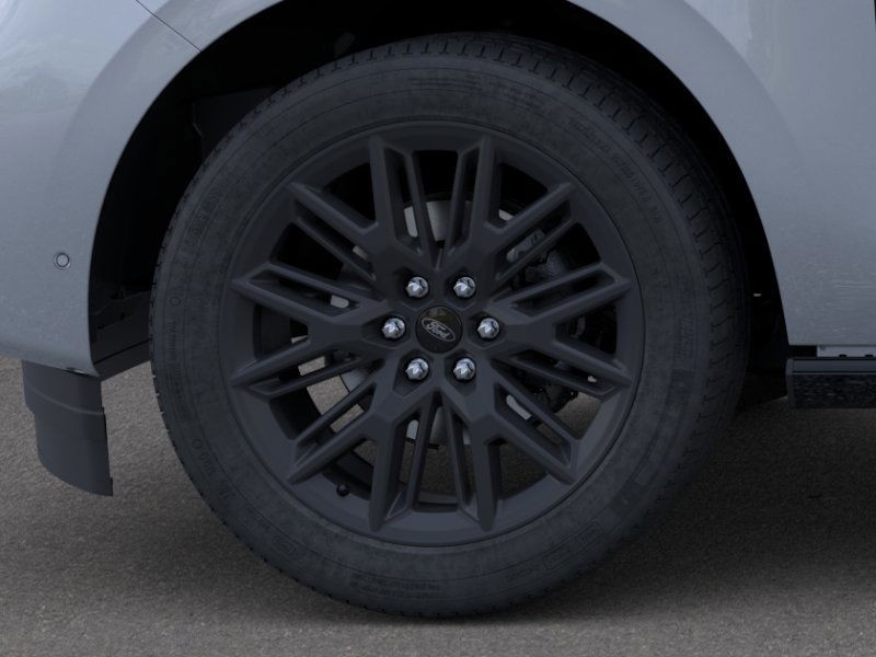 Ford Expedition Max Vehicle Full-screen Gallery Image 21