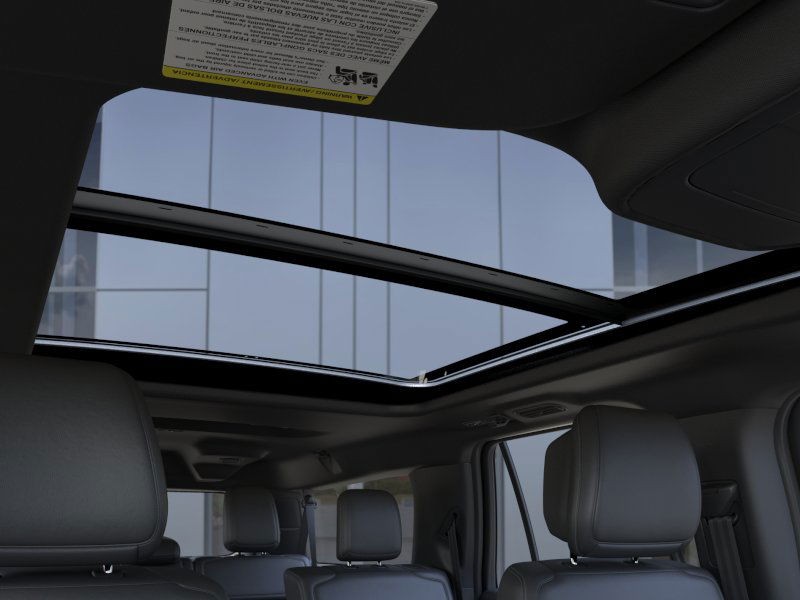 Ford Expedition Max Vehicle Full-screen Gallery Image 24