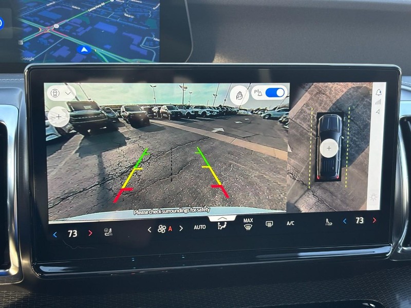 Ford Expedition Max Vehicle Full-screen Gallery Image 27