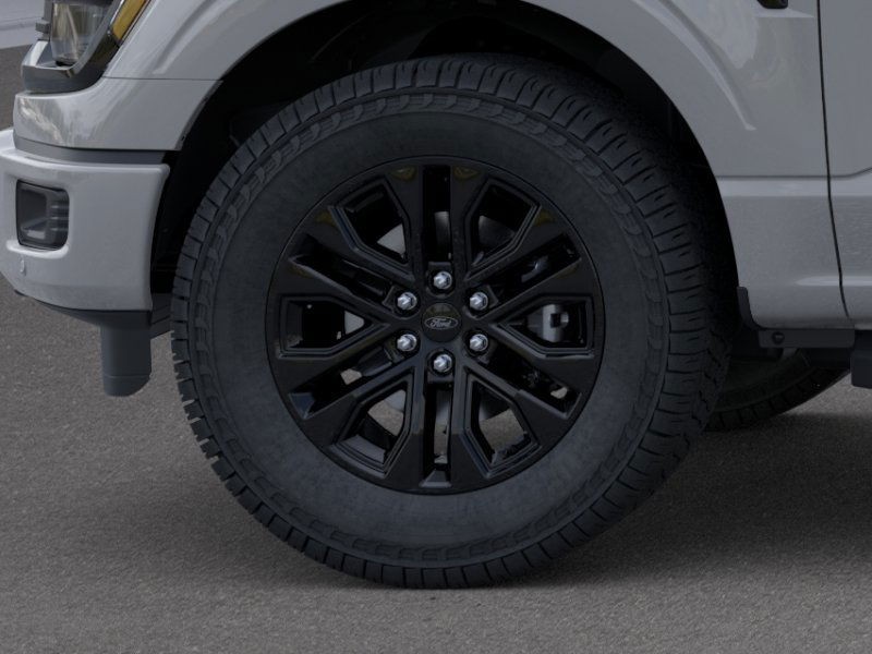 Ford F-150 Vehicle Full-screen Gallery Image 21