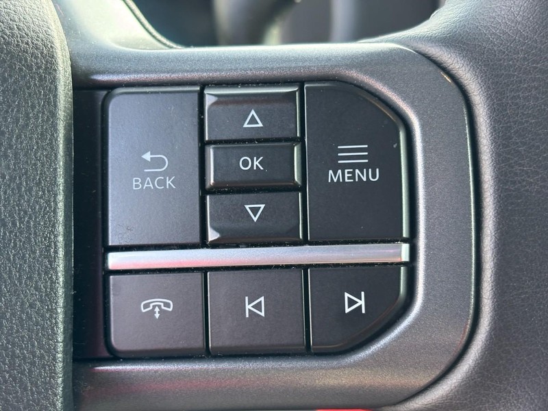 Ford F-150 Vehicle Full-screen Gallery Image 22