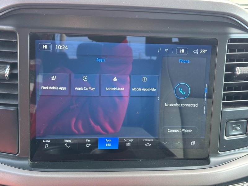 Ford F-150 Vehicle Full-screen Gallery Image 24