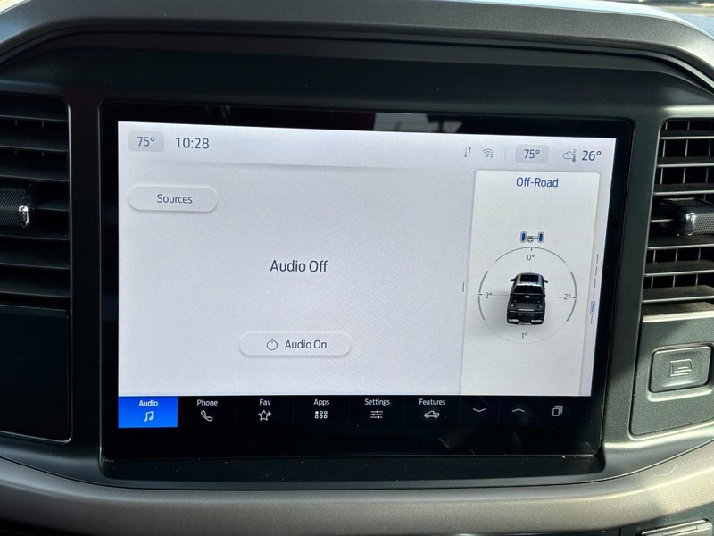 Ford F-150 Vehicle Full-screen Gallery Image 23