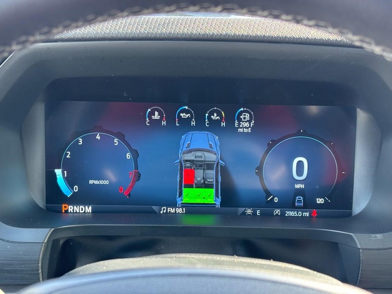 Ford F-150 Vehicle Full-screen Gallery Image 22