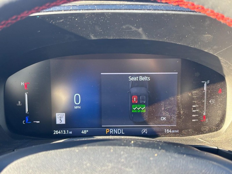 Ford Escape Vehicle Full-screen Gallery Image 23