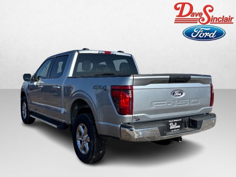 Ford F-150 Vehicle Full-screen Gallery Image 09