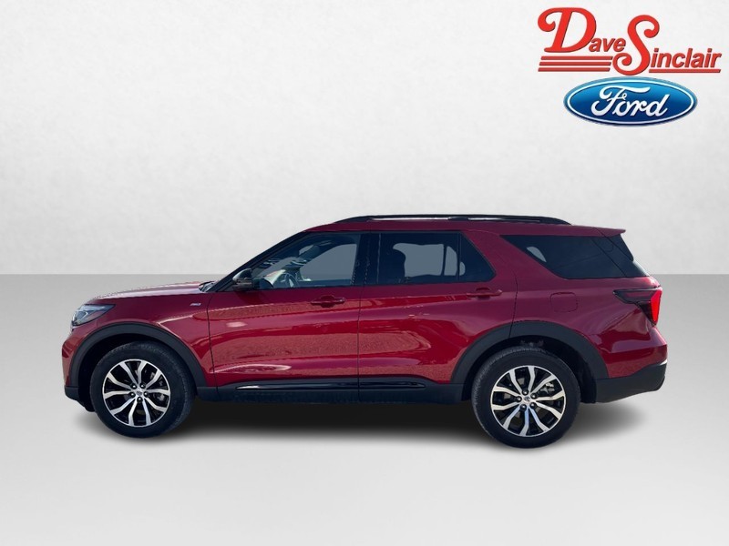 Ford Explorer Vehicle Full-screen Gallery Image 10