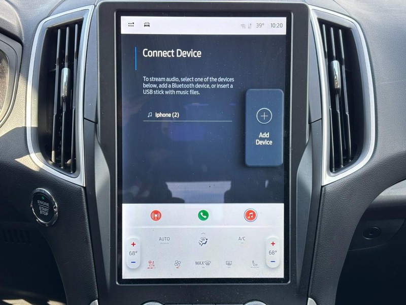 Ford Edge Vehicle Full-screen Gallery Image 23