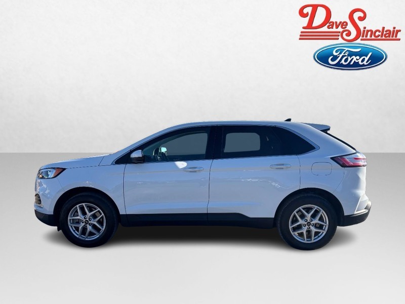 Ford Edge Vehicle Full-screen Gallery Image 10