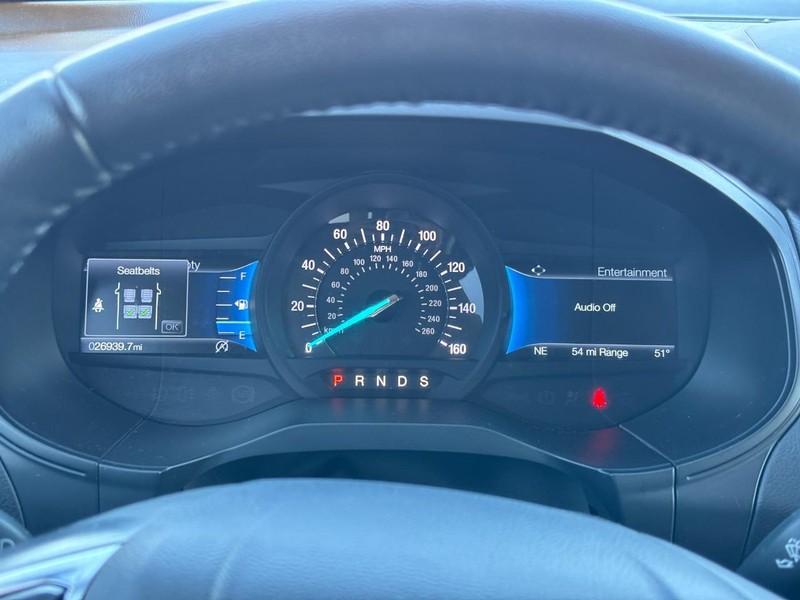 Ford Edge Vehicle Full-screen Gallery Image 22