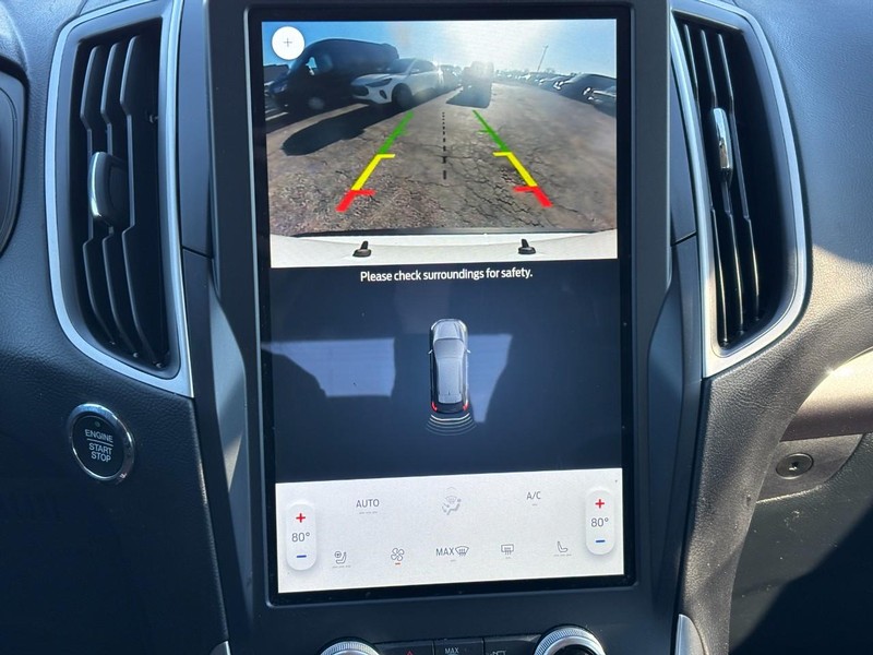 Ford Edge Vehicle Full-screen Gallery Image 24
