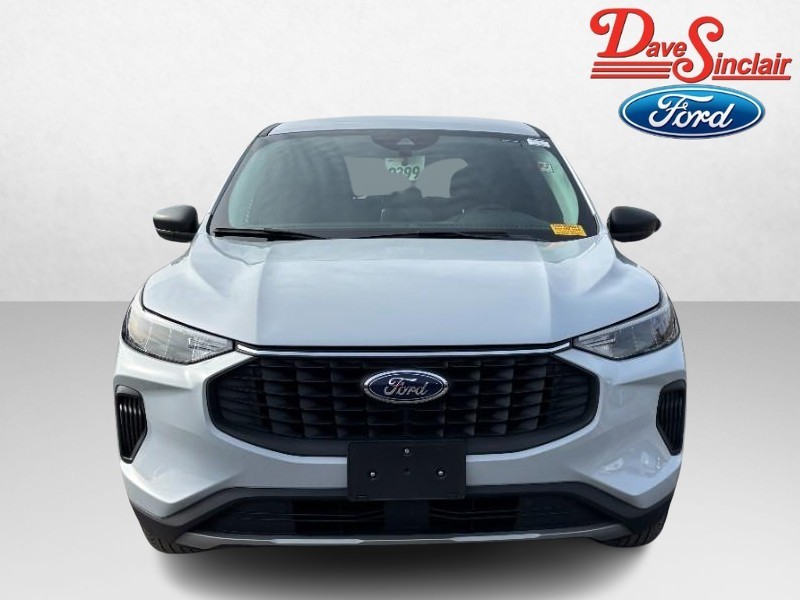 Ford Escape Vehicle Full-screen Gallery Image 02