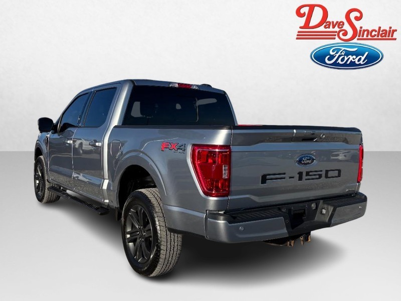 Ford F-150 Vehicle Full-screen Gallery Image 09