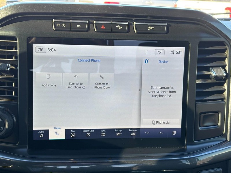 Ford F-150 Vehicle Full-screen Gallery Image 23