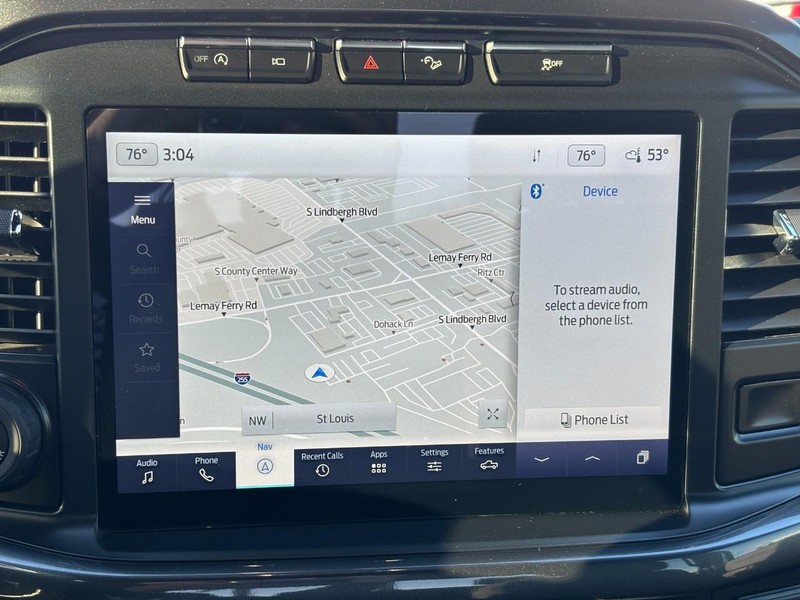 Ford F-150 Vehicle Full-screen Gallery Image 24