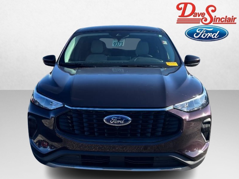 Ford Escape Vehicle Full-screen Gallery Image 02