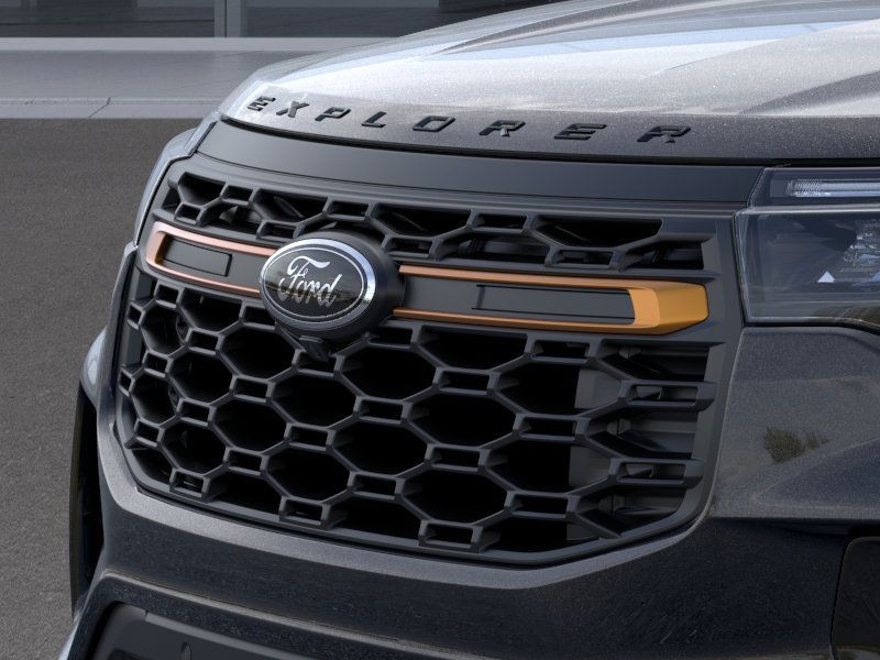 Ford Explorer Vehicle Full-screen Gallery Image 19