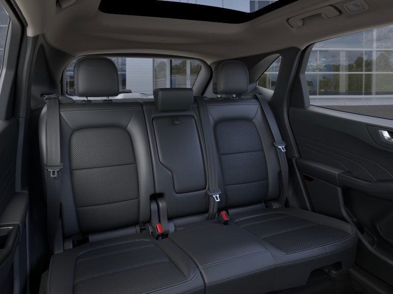 Ford Escape Vehicle Full-screen Gallery Image 13