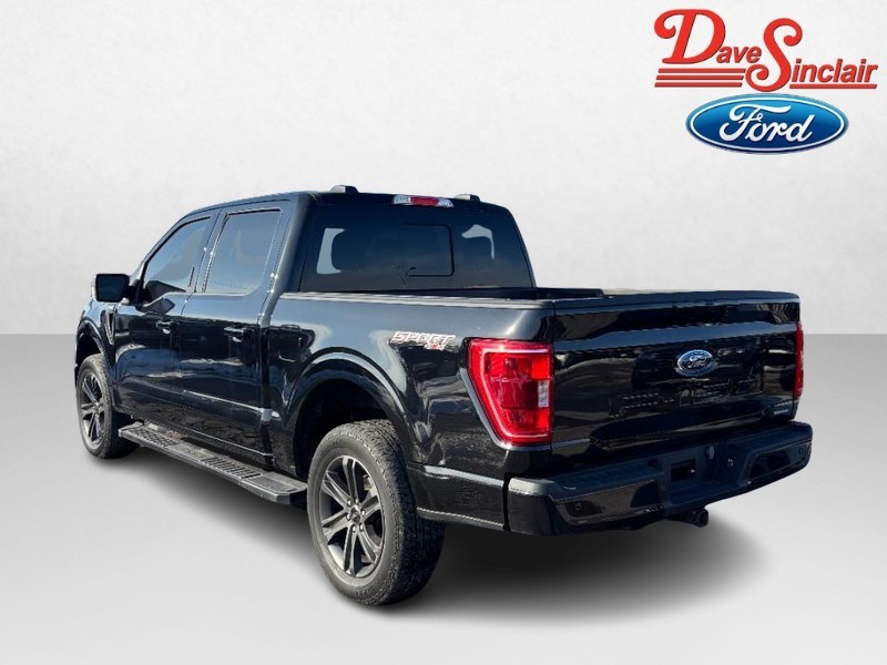 Ford F-150 Vehicle Full-screen Gallery Image 09