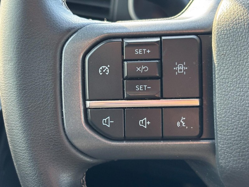 Ford F-150 Vehicle Full-screen Gallery Image 19