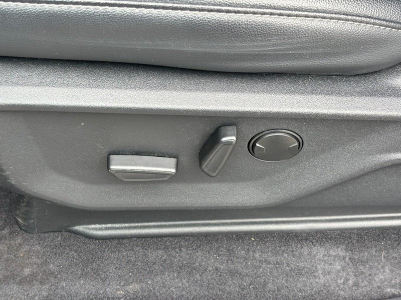 Ford F-150 Vehicle Image 16