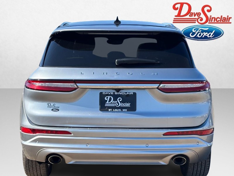 Lincoln Corsair Vehicle Image 08