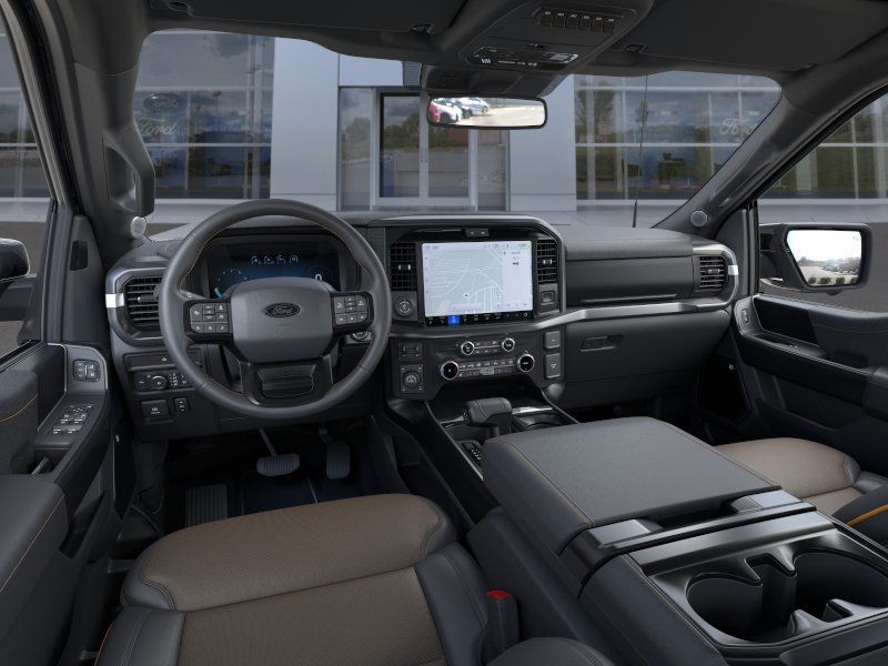 Ford F-150 Vehicle Full-screen Gallery Image 11