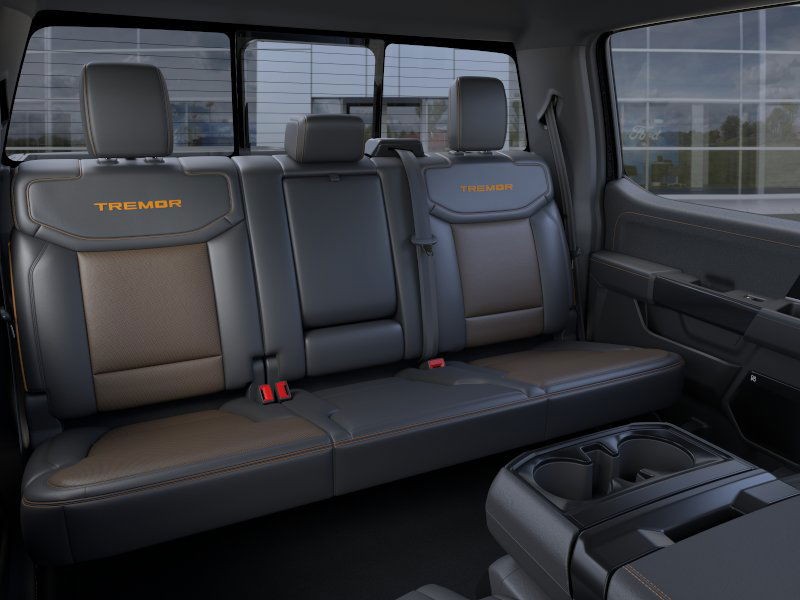 Ford F-150 Vehicle Full-screen Gallery Image 13