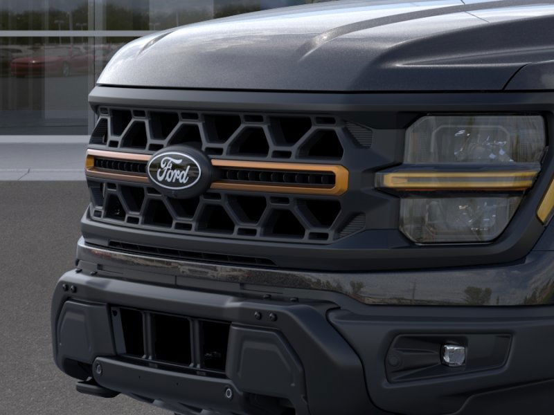 Ford F-150 Vehicle Full-screen Gallery Image 19