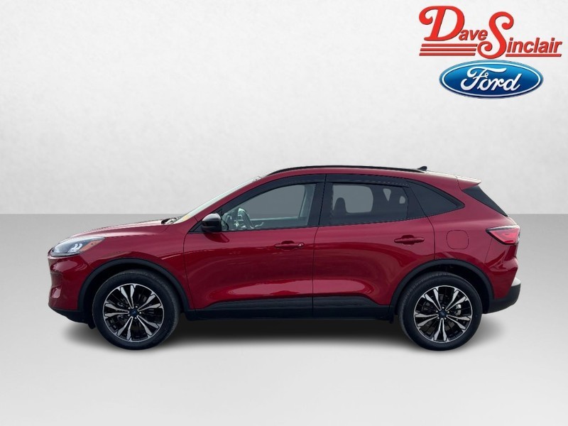 Ford Escape Vehicle Full-screen Gallery Image 10