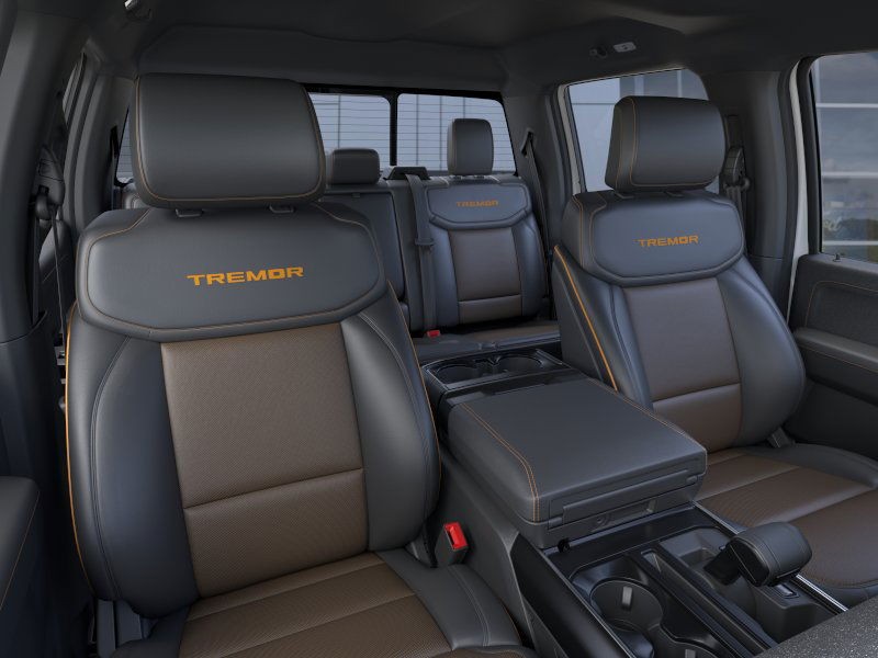 Ford F-150 Vehicle Full-screen Gallery Image 12