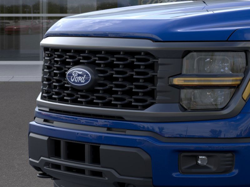 Ford F-150 Vehicle Full-screen Gallery Image 19