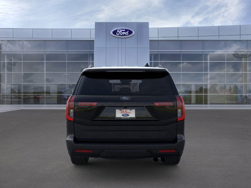 Ford Expedition Vehicle Full-screen Gallery Image 07