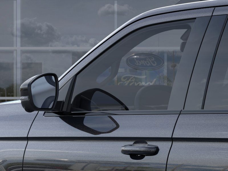 Ford Expedition Vehicle Full-screen Gallery Image 22