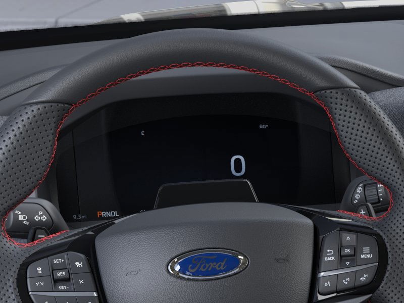 Ford Explorer Vehicle Full-screen Gallery Image 15