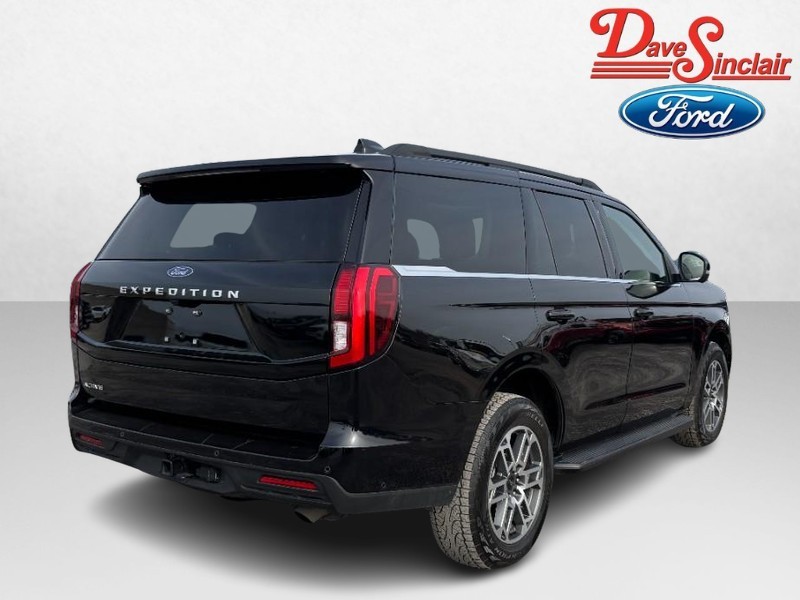 Ford Expedition Vehicle Full-screen Gallery Image 07