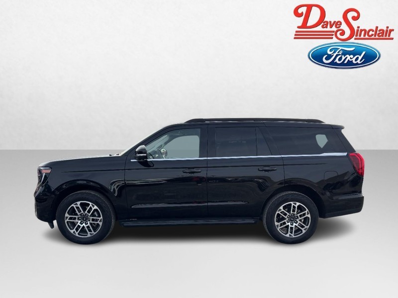 Ford Expedition Vehicle Full-screen Gallery Image 10