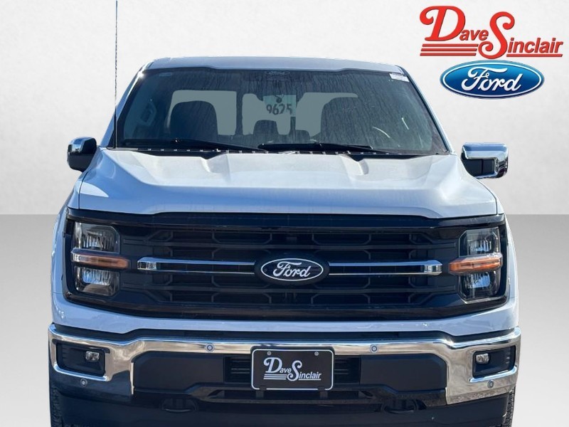 Ford F-150 Vehicle Full-screen Gallery Image 02