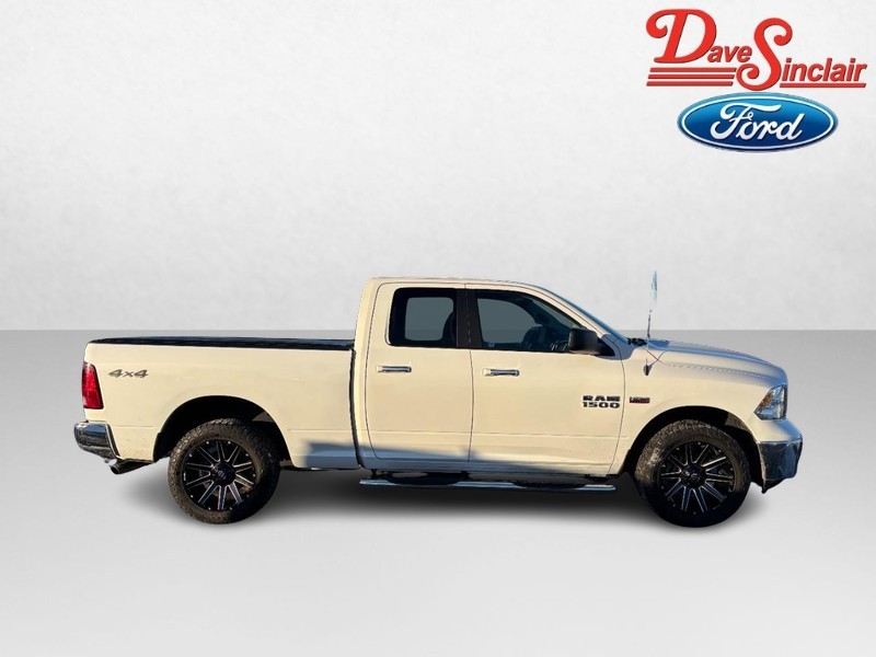 Ram 1500 Vehicle Full-screen Gallery Image 05