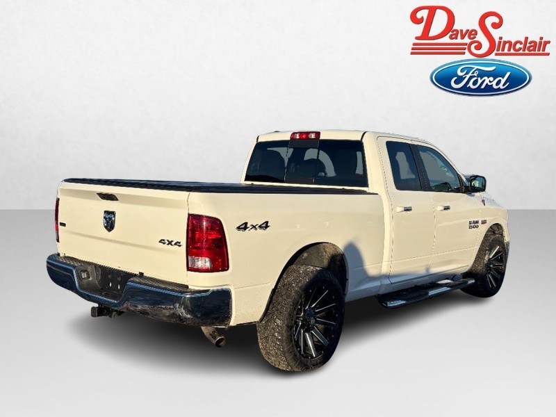 Ram 1500 Vehicle Full-screen Gallery Image 07