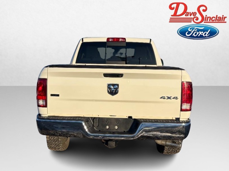 Ram 1500 Vehicle Full-screen Gallery Image 08