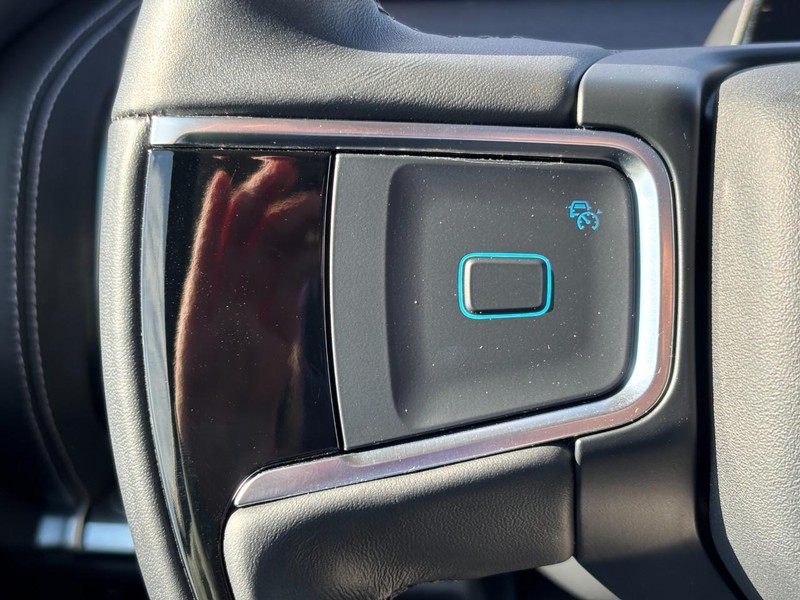 Ford Expedition Vehicle Full-screen Gallery Image 20