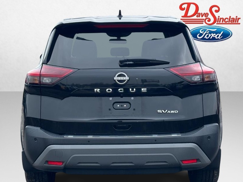 Nissan Rogue Vehicle Image 08